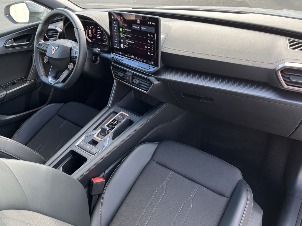 Cupra Leon 2025