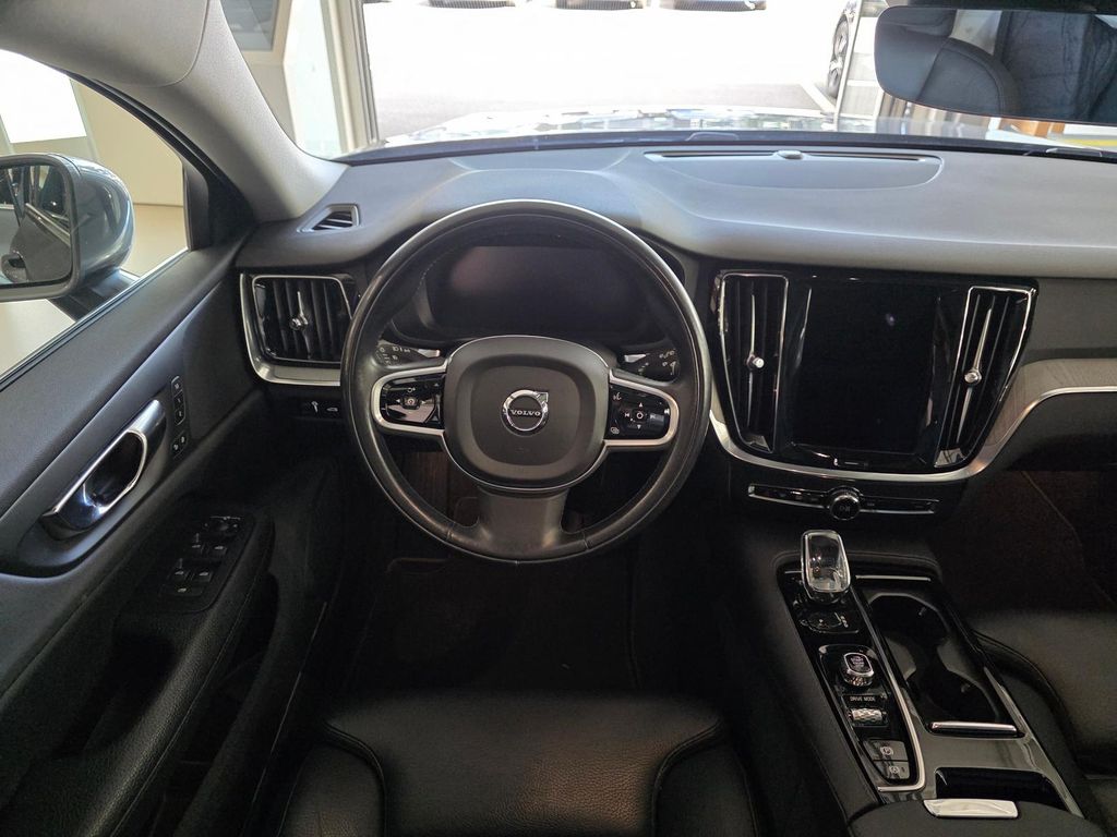 Volvo V60 2020