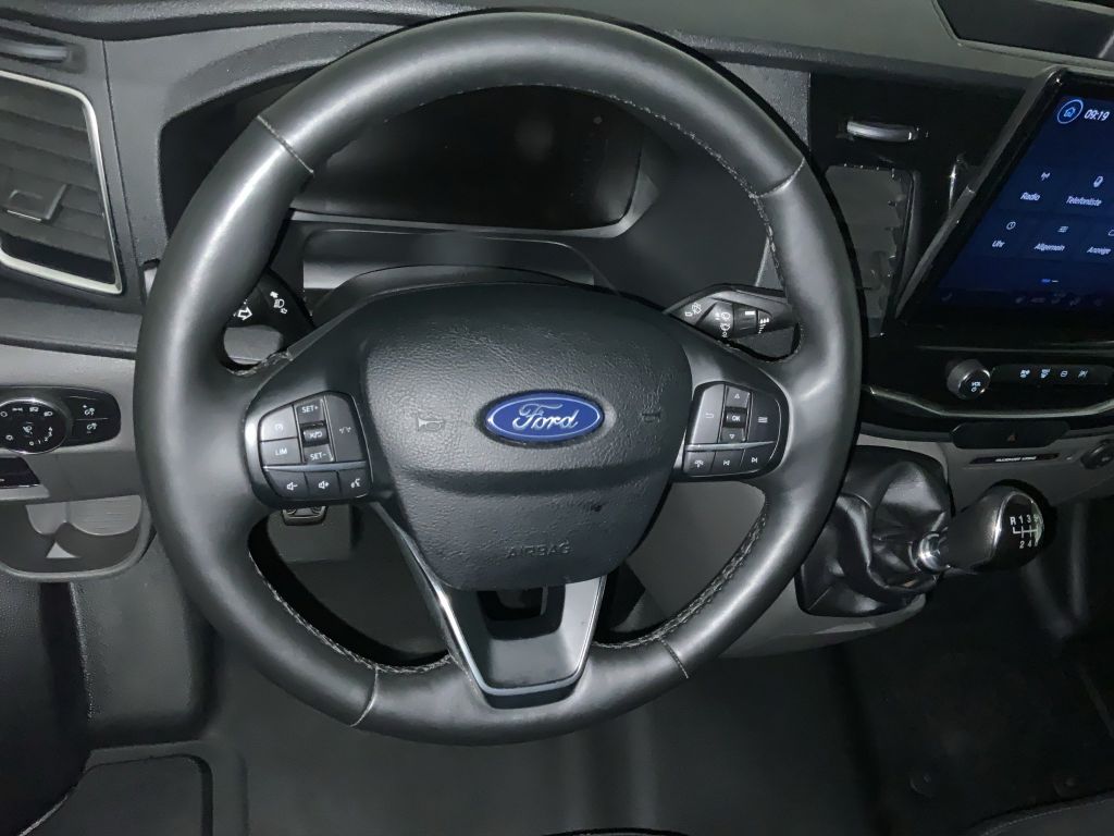 Ford Transit 2025