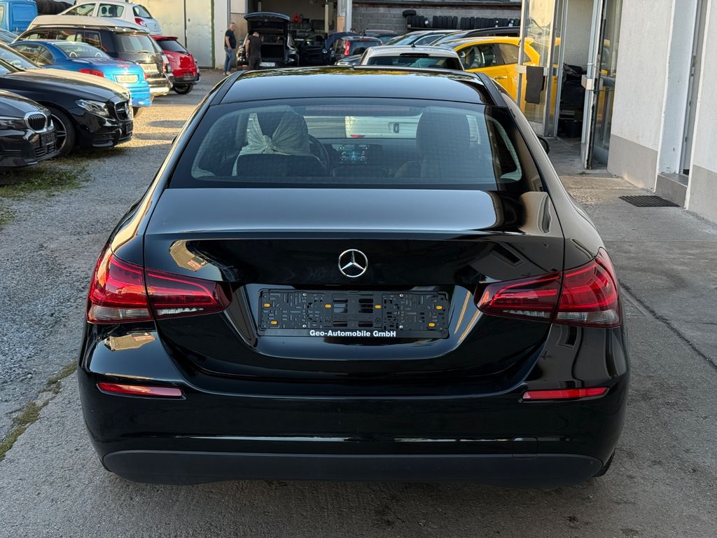 Mercedes-Benz A 180 2023