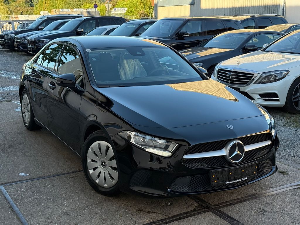 Mercedes-Benz A 180 2023