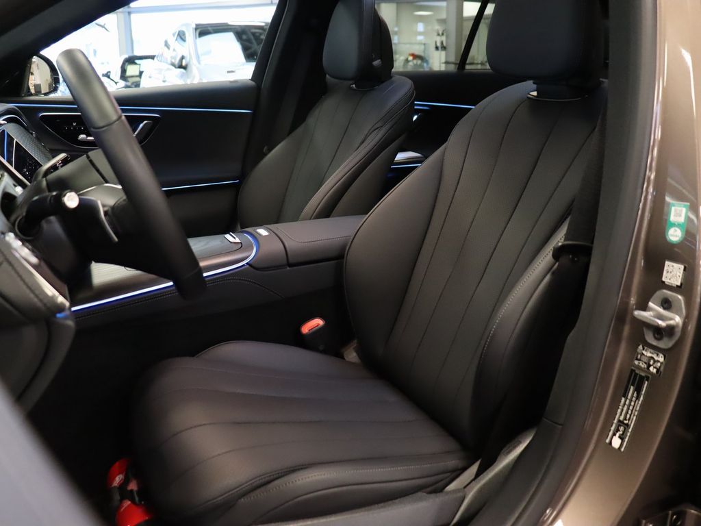 Mercedes-Benz E 220 2024