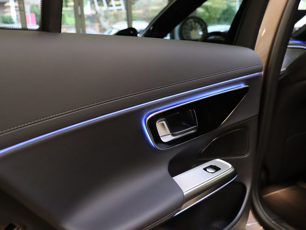 Mercedes-Benz E 220 2024