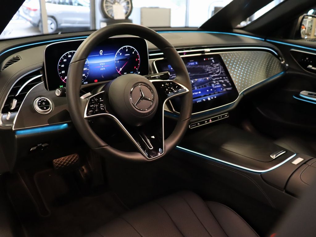 Mercedes-Benz E 220 2024