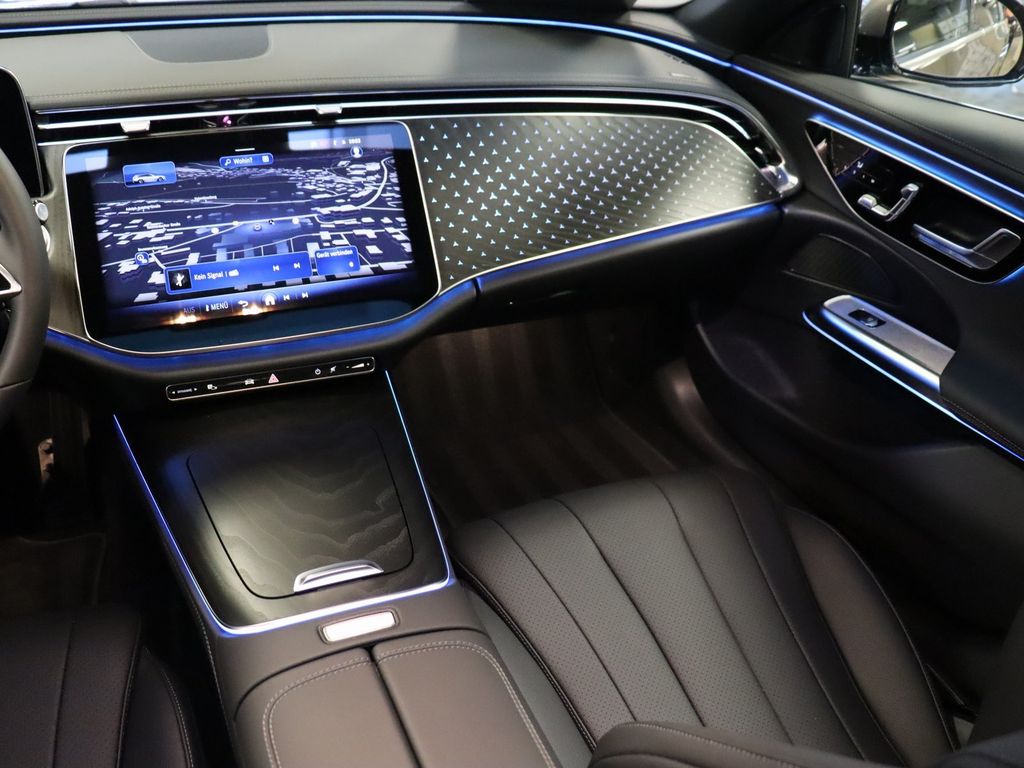 Mercedes-Benz E 220 2024