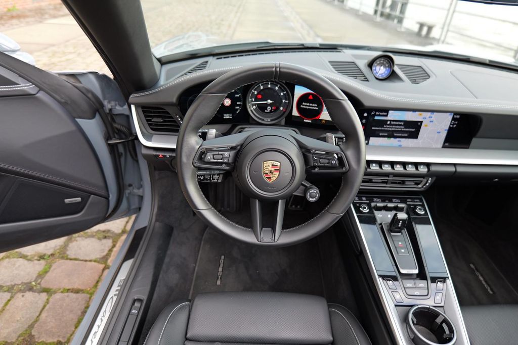 Porsche 992 2024