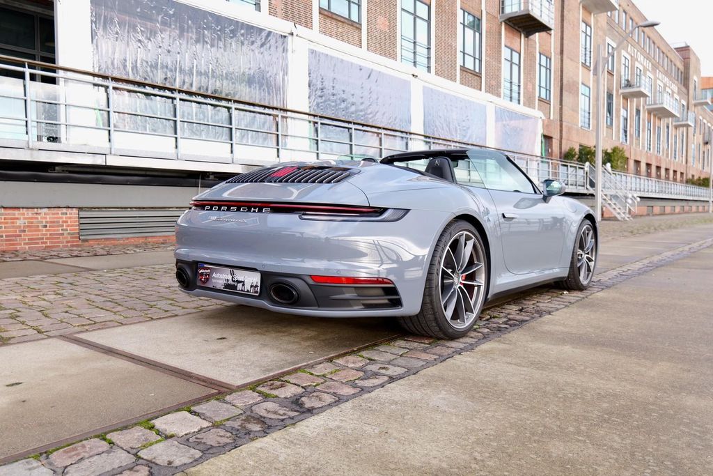 Porsche 992 2024