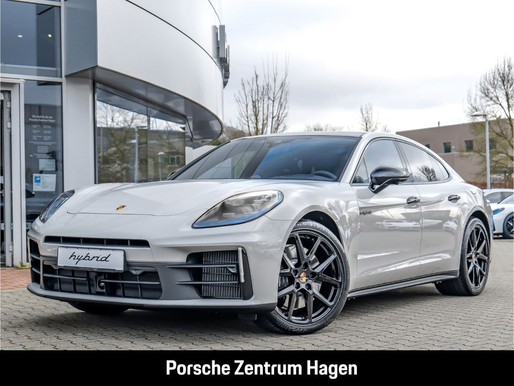 Porsche Panamera 2025