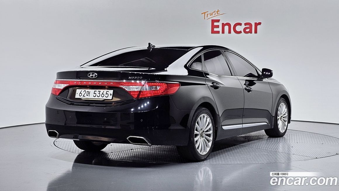 Hyundai Grandeur 2015