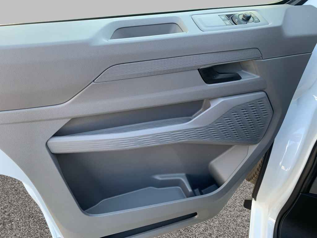 Volkswagen T7 Transporter