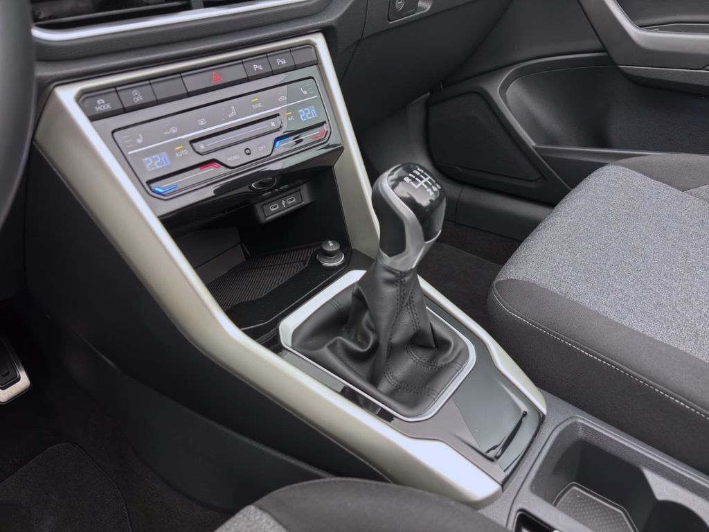 Volkswagen T-Roc 2023