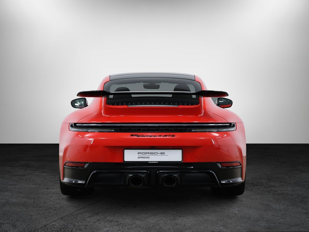 Porsche 992 2025