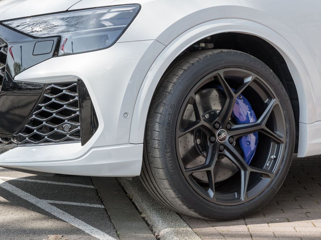 Audi RSQ8 2025
