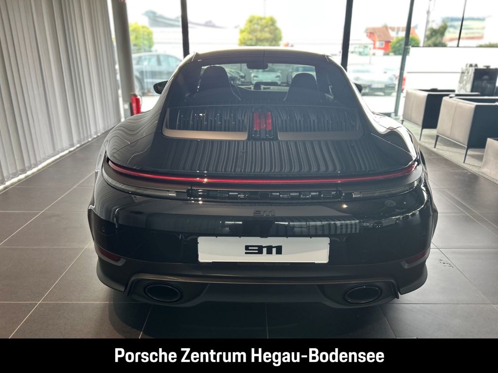 Porsche 992 2025