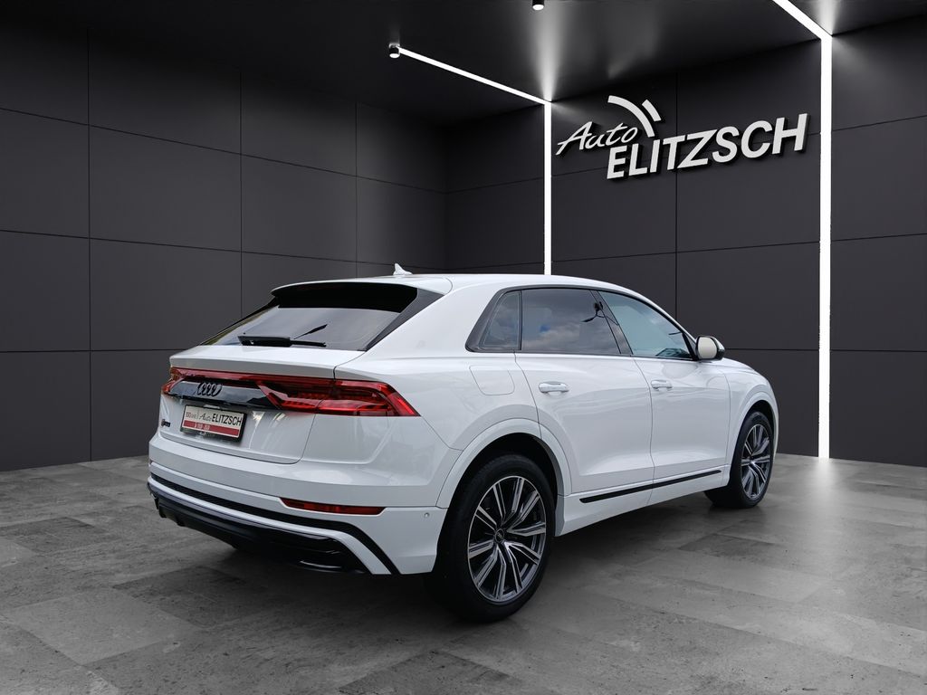 Audi Q8 2021