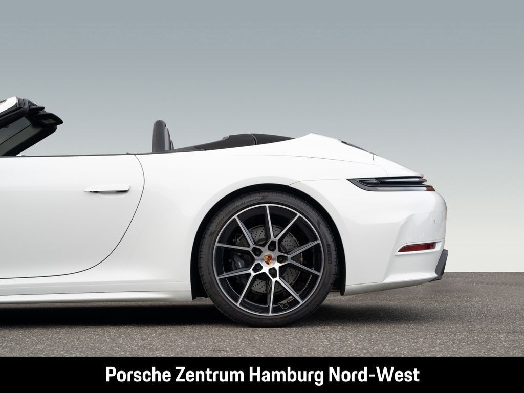 Porsche 992 2025