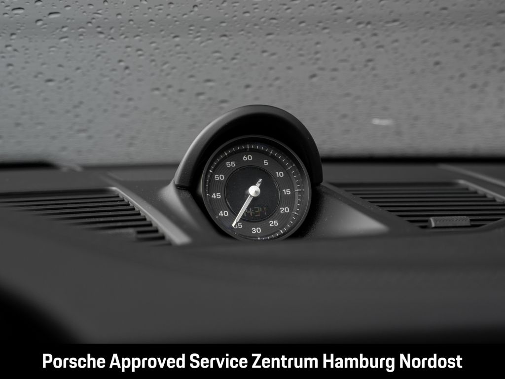 Porsche 992 2024