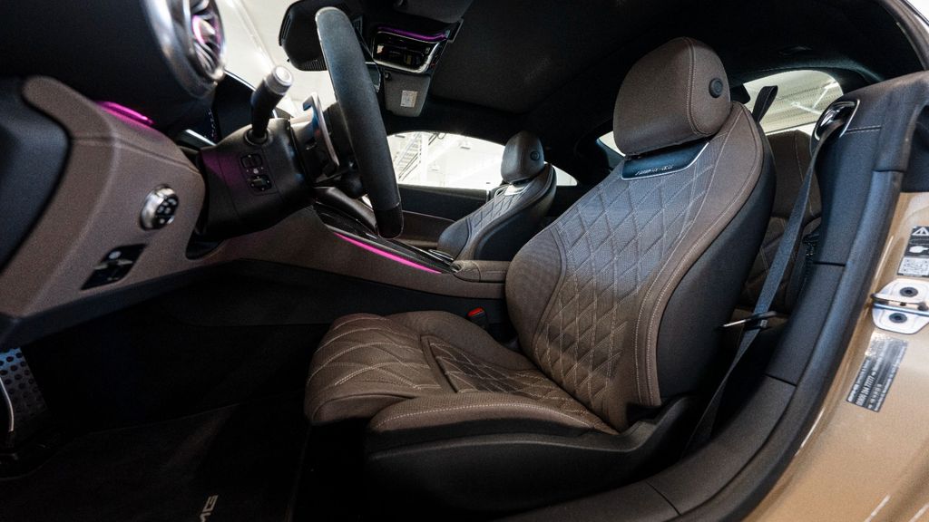 Mercedes-Benz AMG GT 2025