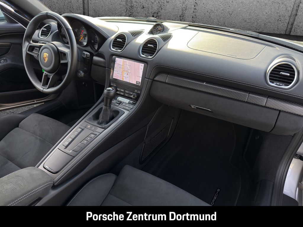 Porsche Boxster 2024