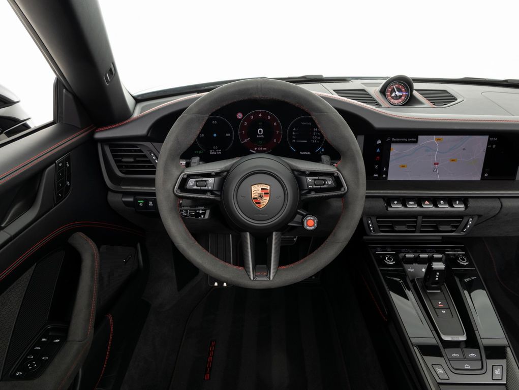 Porsche 992 2025
