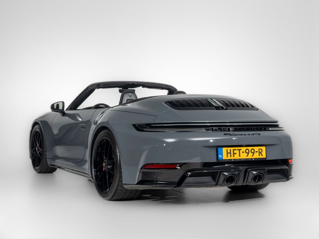 Porsche 992 2025