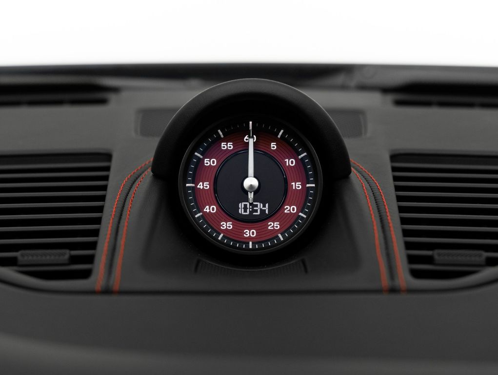 Porsche 992 2025