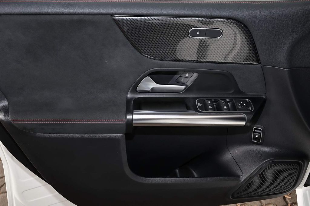 Mercedes-Benz B 250 2021