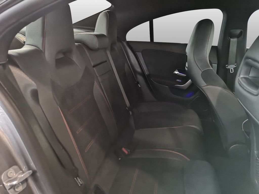 Mercedes-Benz CLA 200 2024