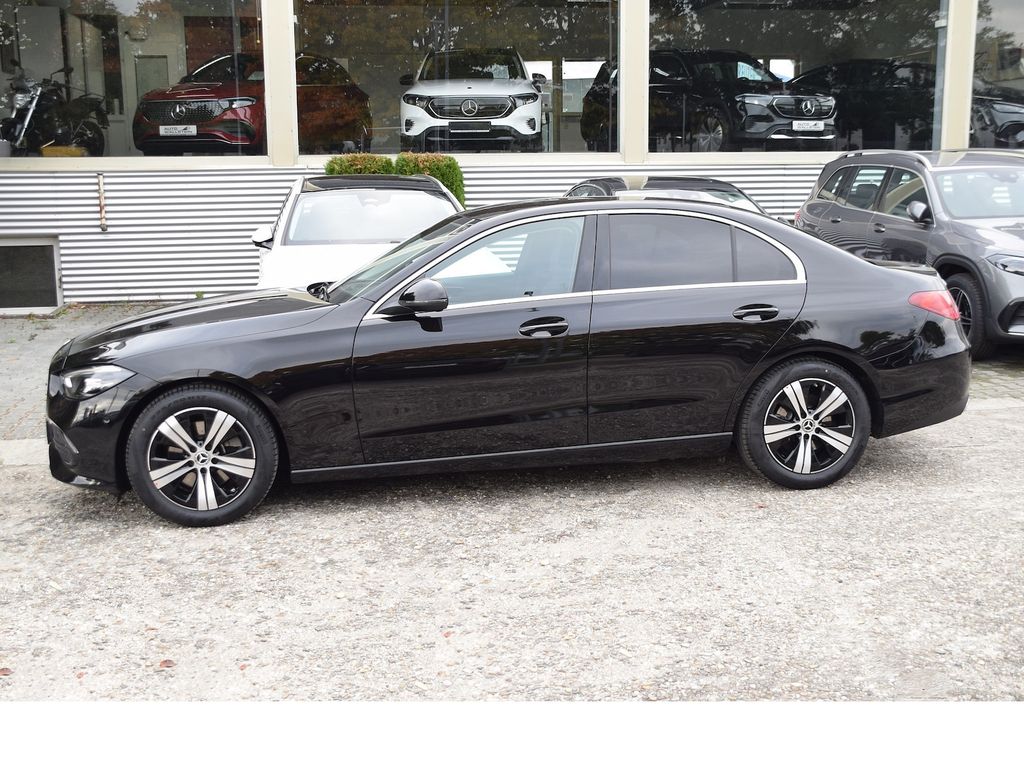 Mercedes-Benz C 220 2025