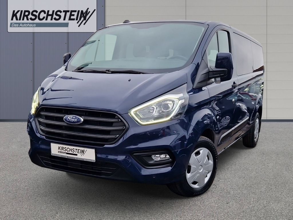 Ford Tourneo Custom 2023