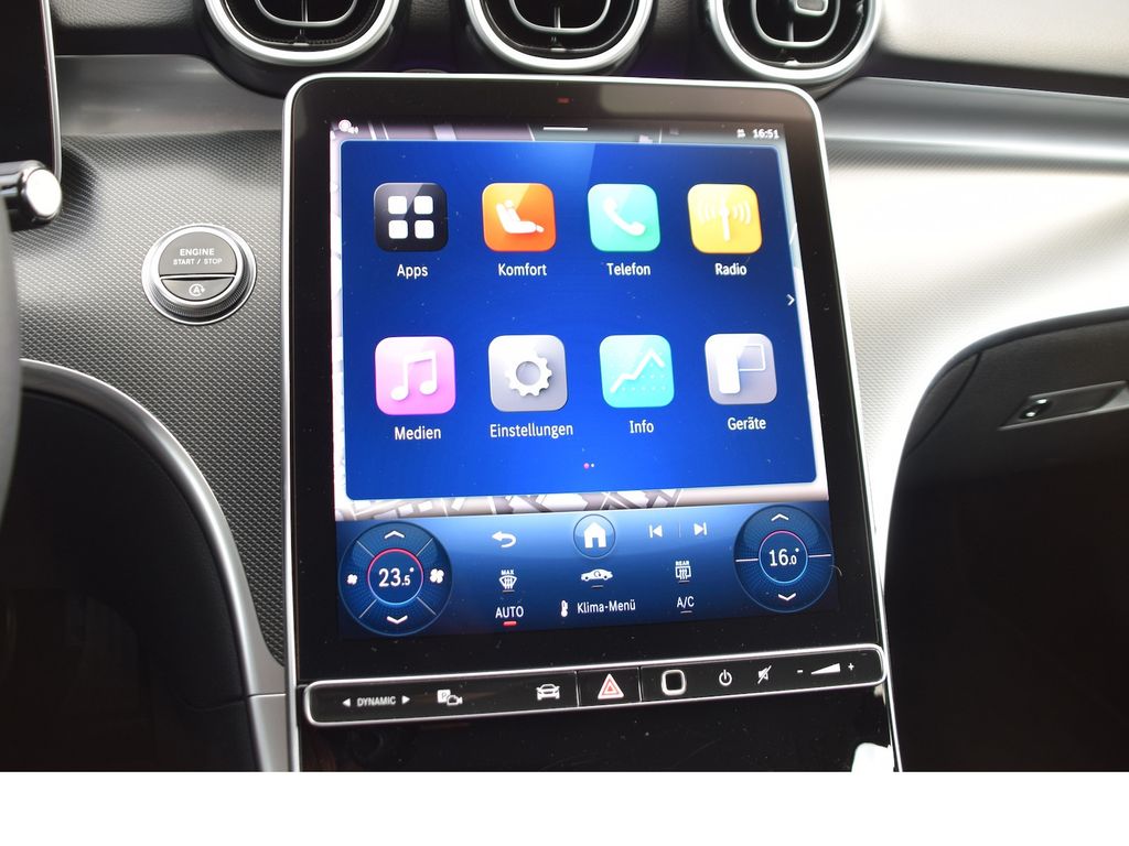 Mercedes-Benz C 220 2025