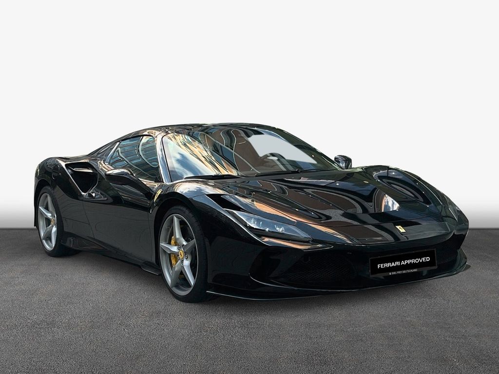 Ferrari F8 2022
