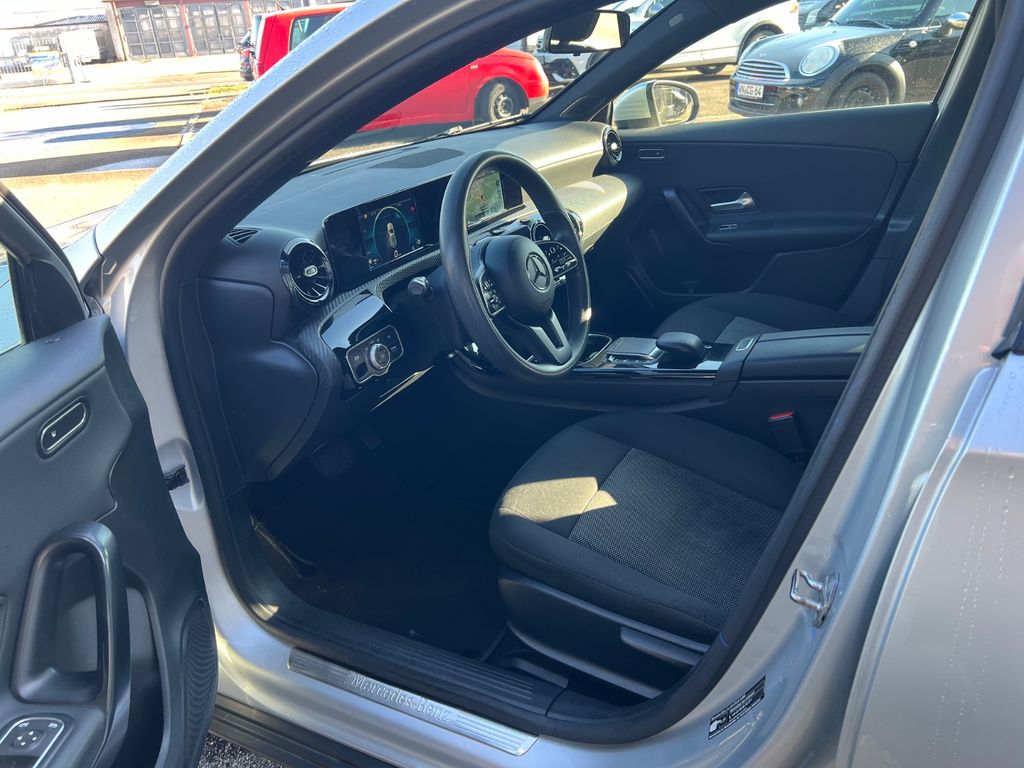 Mercedes-Benz A 180 2021