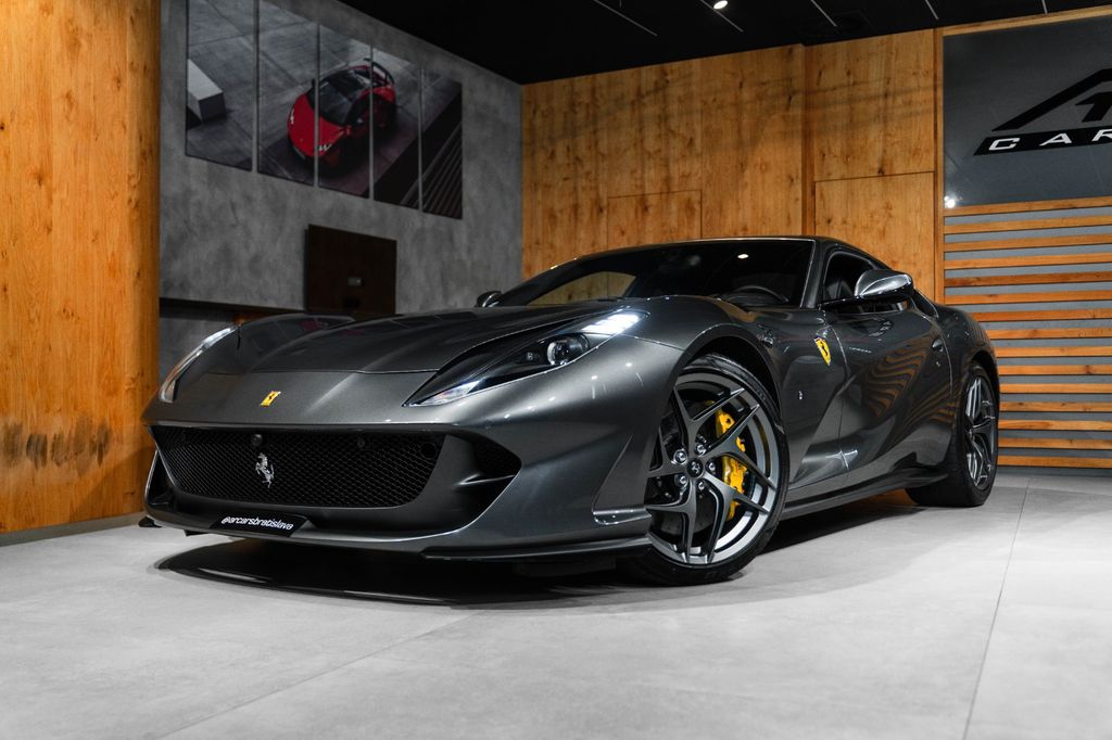 Ferrari 812 2018