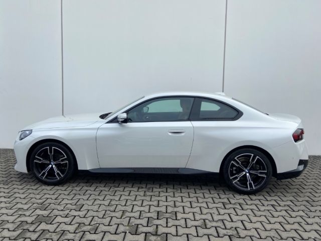 BMW 218 2024