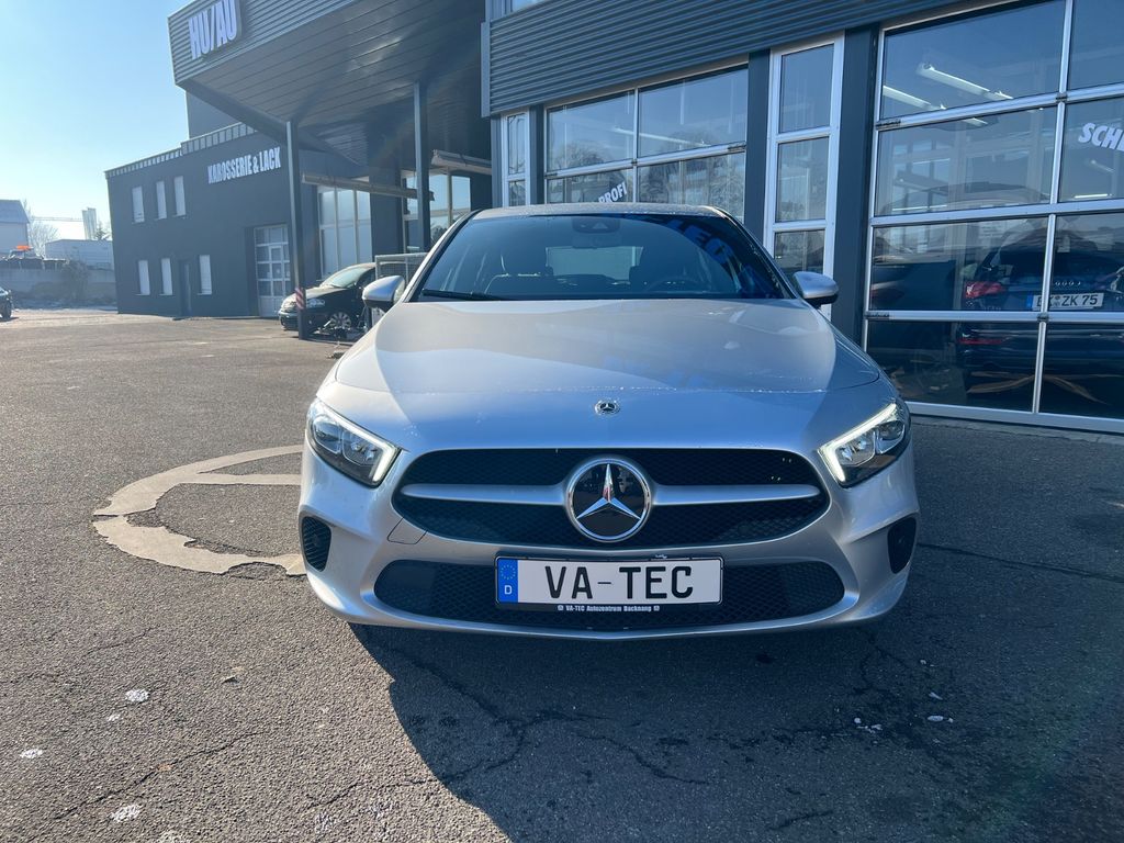 Mercedes-Benz A 180 2021