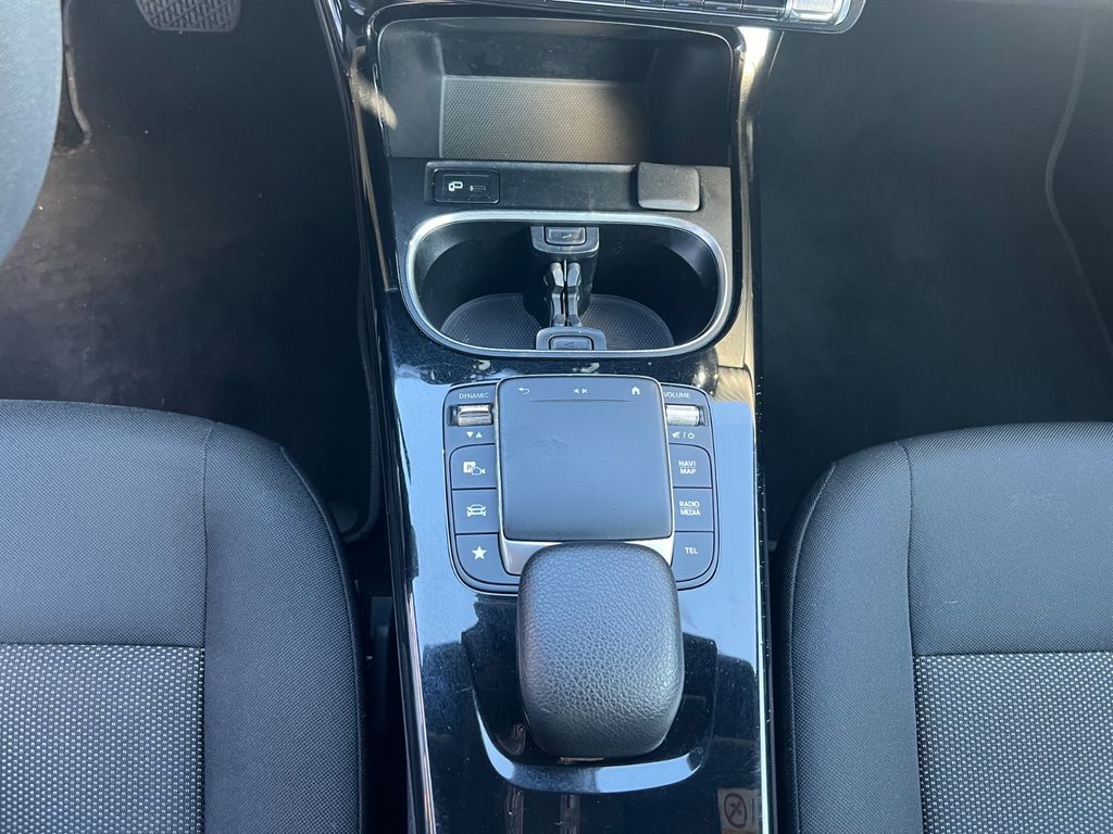 Mercedes-Benz A 180 2021