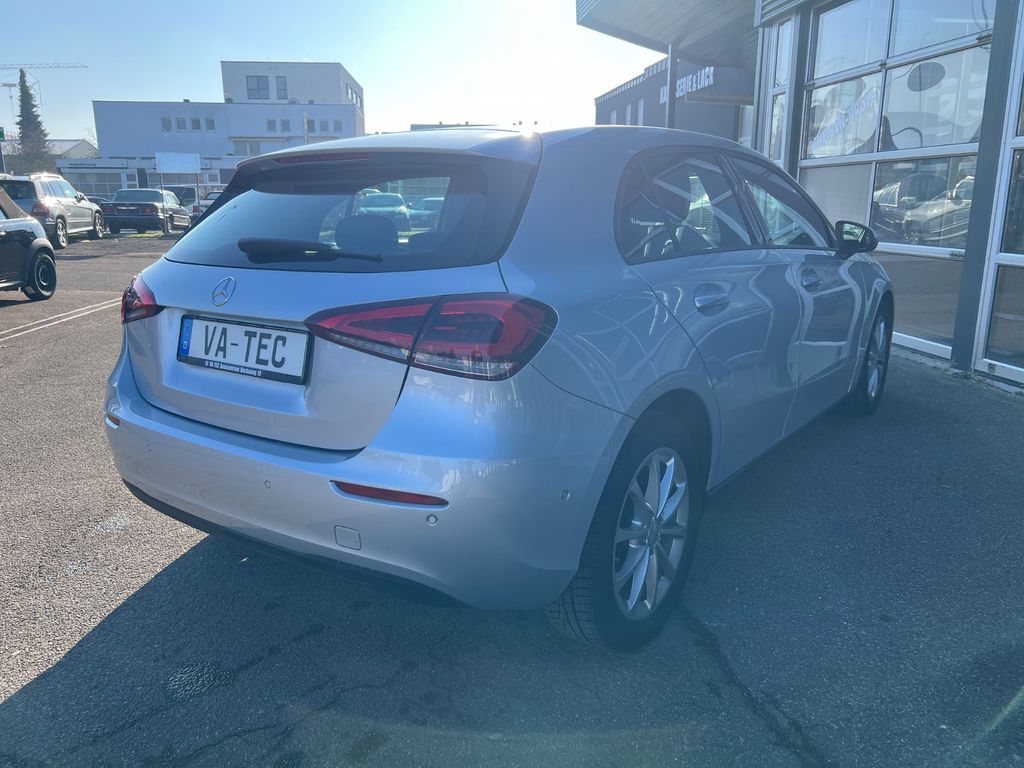 Mercedes-Benz A 180 2021