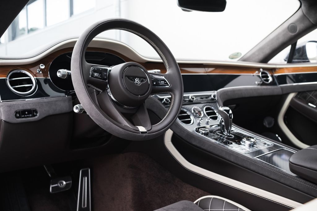 Bentley Continental GT 2021