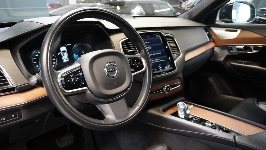 Volvo XC90 2016