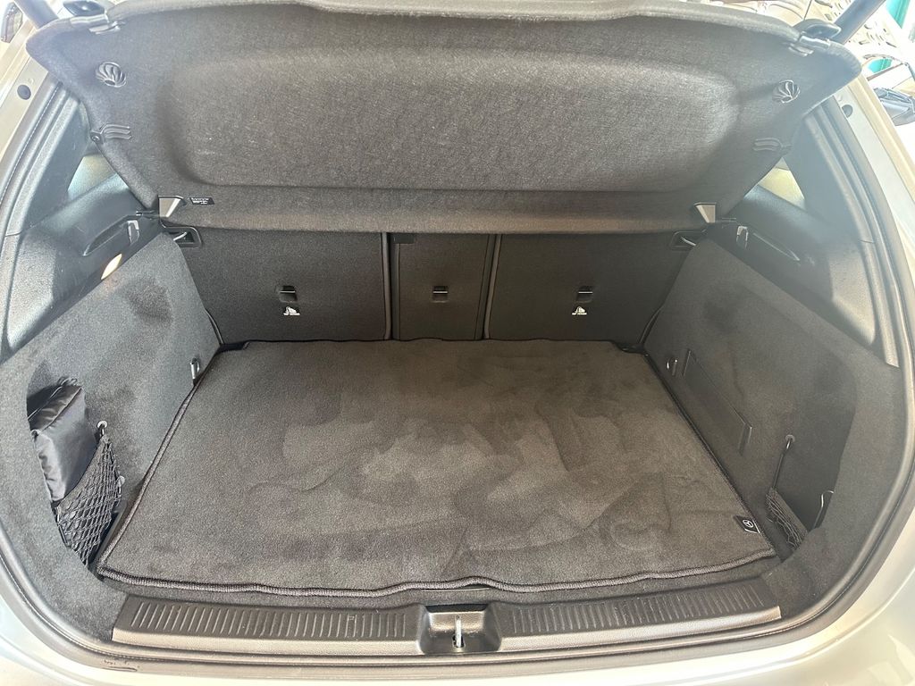 Mercedes-Benz B 180 2024