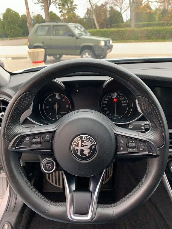 Alfa Romeo Giulia 2021