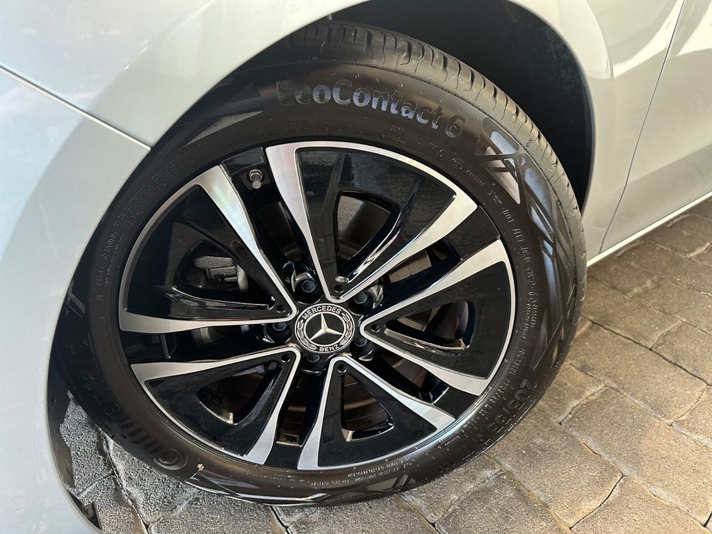 Mercedes-Benz B 180 2024