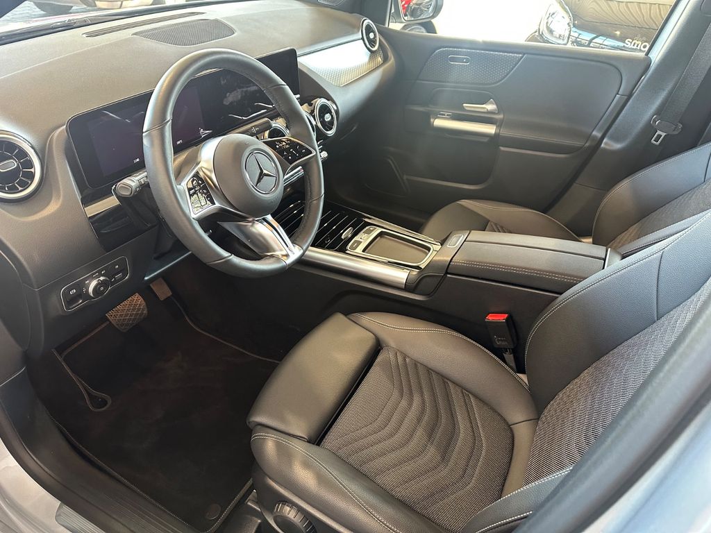 Mercedes-Benz B 180 2024