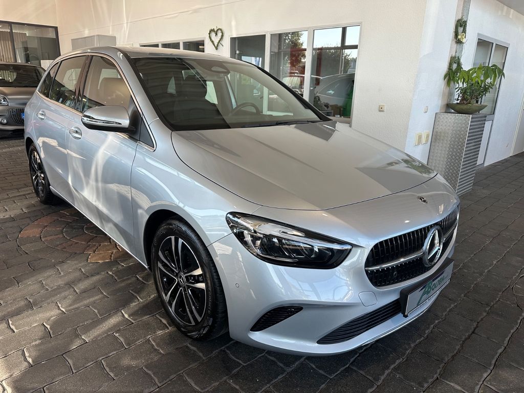 Mercedes-Benz B 180 2024