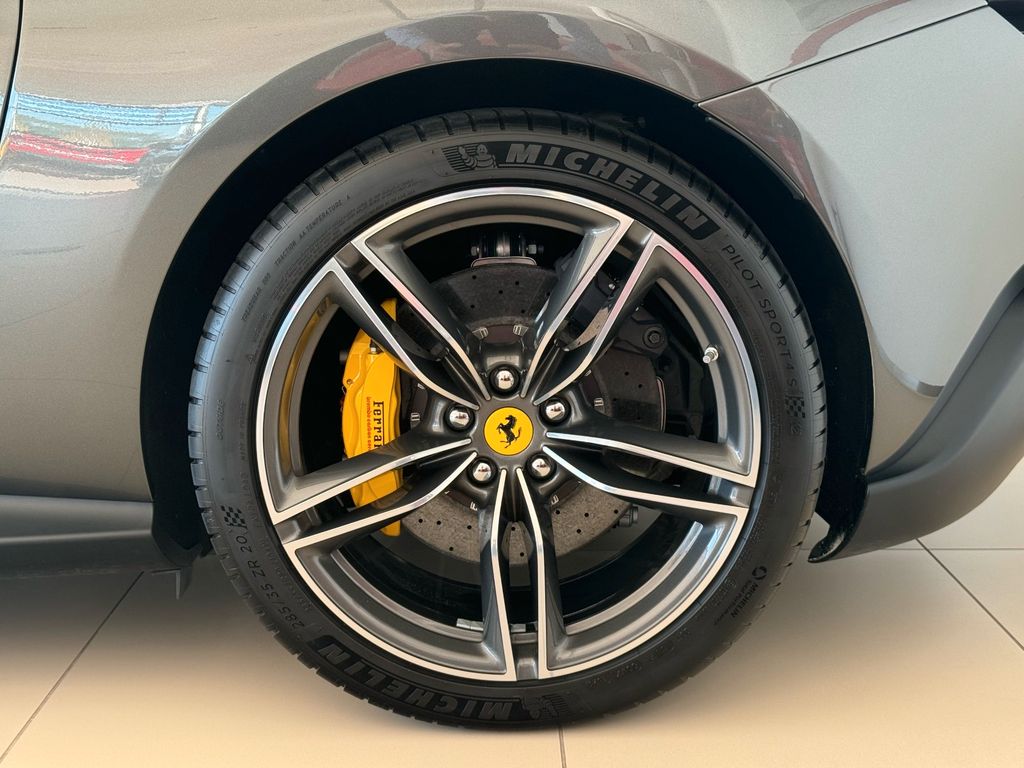 Ferrari Roma 2023