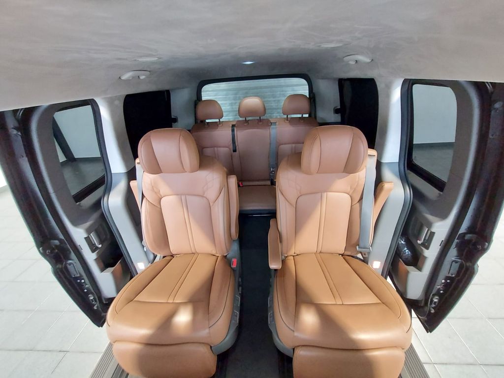 Hyundai STARIA 2022