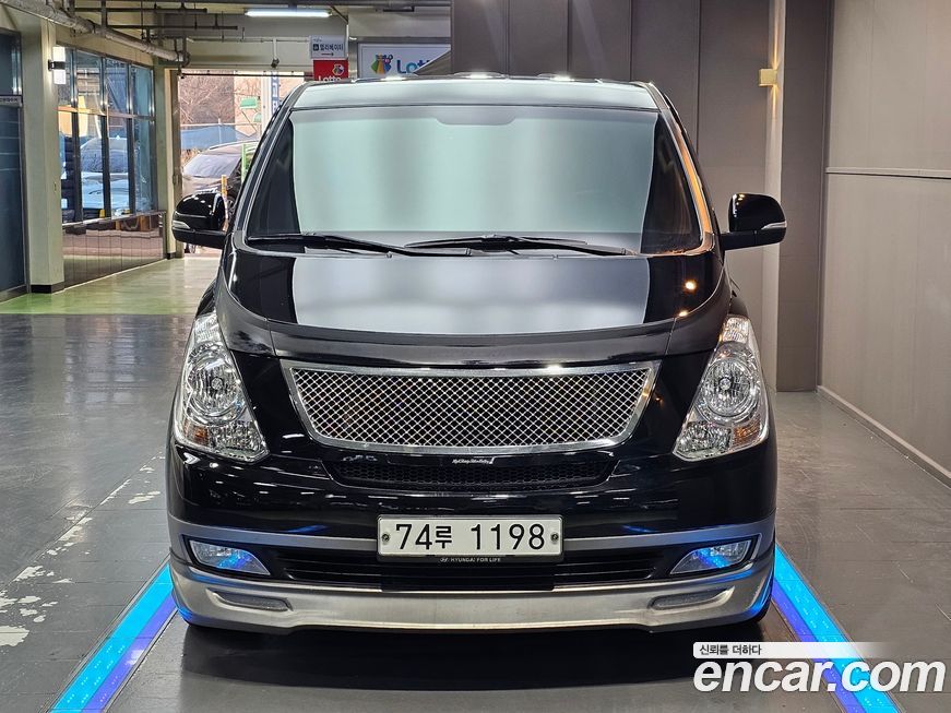Hyundai Starex 2013