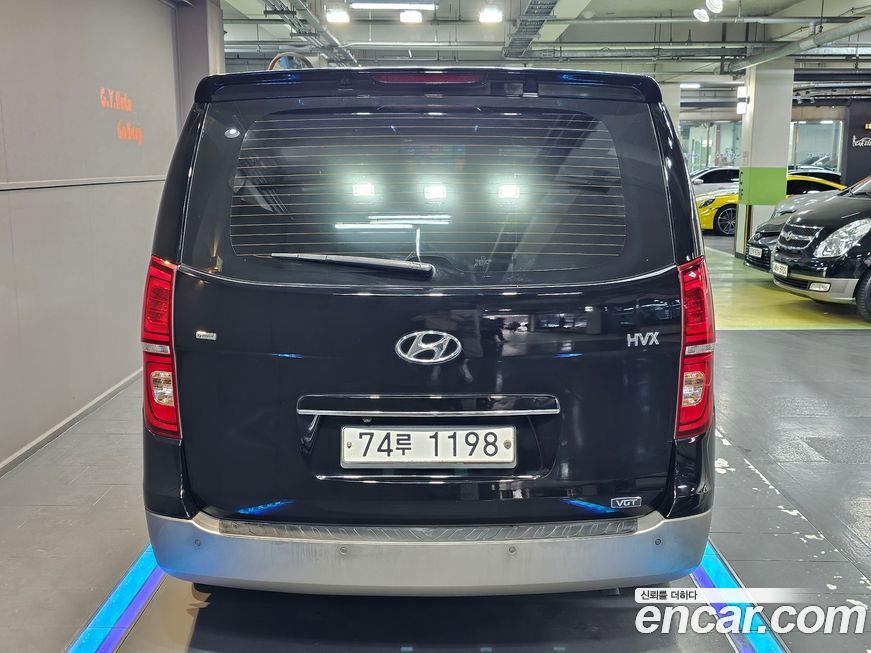 Hyundai Starex 2013