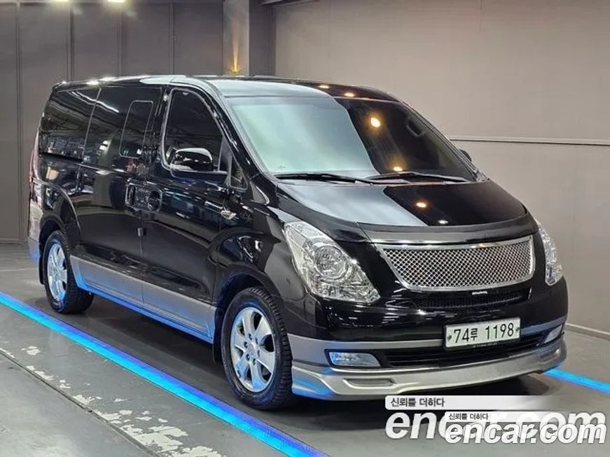 Hyundai Starex 2013